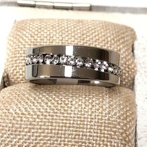 Stainless Steel Single Row Channel Set Rhinestones Flat Silver Eternity Ring 8MM